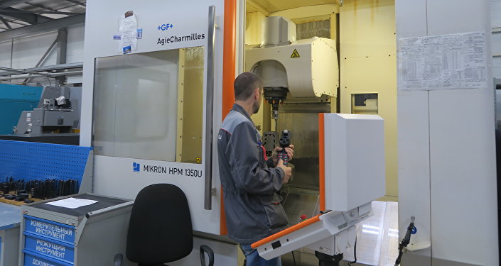 ロシア最強のヘリ、工場内の様子は？