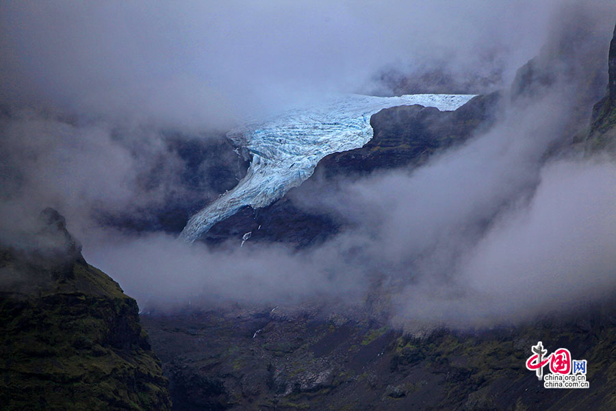 アイスランド　氷と炎の島（三高山湿原地の芳しい香り