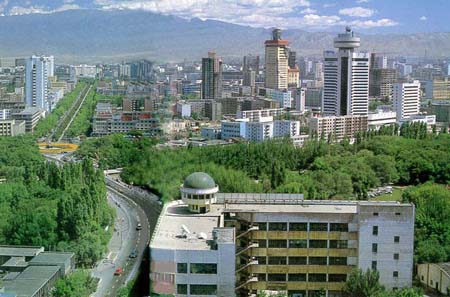 北京奥运会火炬接力路线：新疆维吾尔自治区乌鲁木齐市
