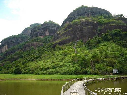 Пейзажный район Юеваншань в провинции Гуандун 