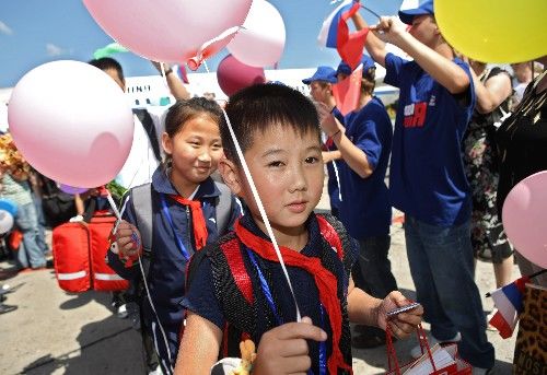 Китайские дети прибыли в Россию на лечение и отдых