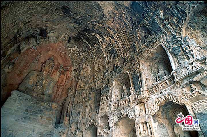 Каменные пещеры Лунмэнь в городе Лоян провинции Хэнань7