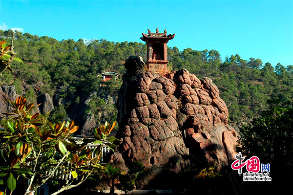 Каменные пещеры в горах Шичжуншань провинции Юньнань 2