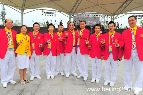 Первые китайские спортсмены и официальные лица разместились в Олимпийской деревне3