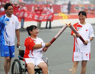 28 июля: В Аньяне стартовал очередной этап эстафеты Пекинской Олимпиады-2008