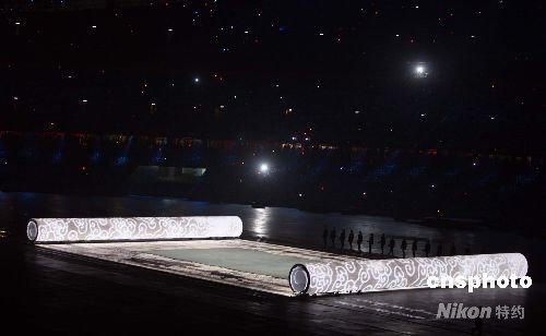 Как разворачивалась огромная китайская картина на церемонии открытия пекинской Олимпиады? 