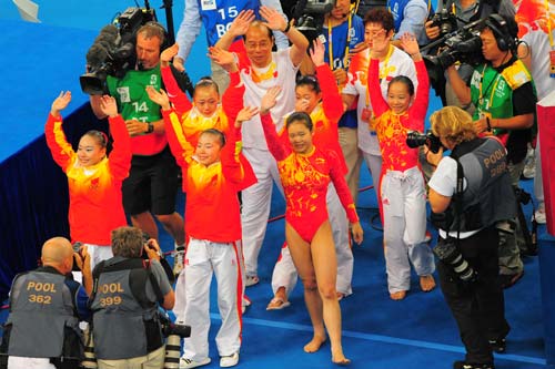 Женская сборная Китая по спортивной гимнастике стала чемпионкой Пекинской Олимпиады в командном зачете9