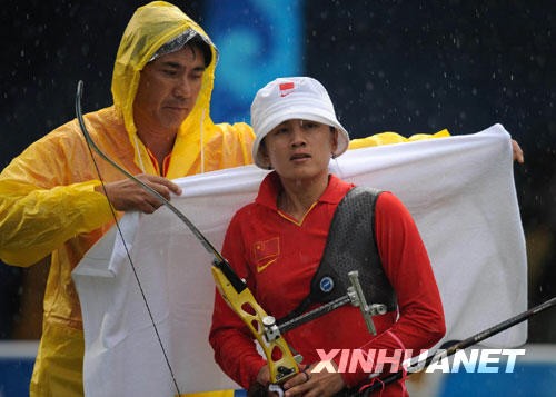 14 августа китайская лучница Чжан Цзюаньцзюань завоевала золотую медаль, опередив корейскую соперницу.4
