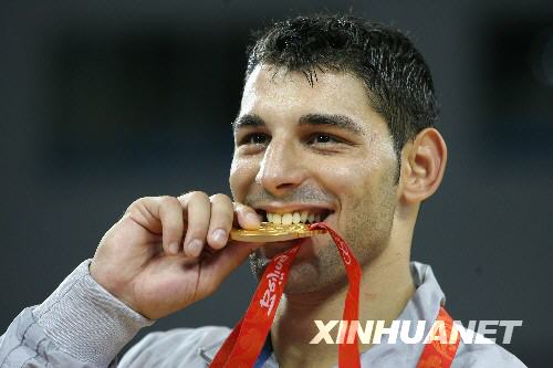 итальянец Андреа Миньуцци -- чемпион Олимпиады-2008 в греко- римской борьбе в весовой категории до 84 кг