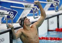 Срочно: Американский пловец Райан Лохте установил мировой рекорд по плаванию на спине на дистанции 200 м и завоевал золотую медаль