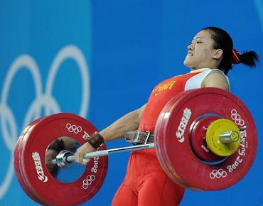 Срочно: Китайская тяжелоатлетка Цао Лэй --чемпионка Олимпиады-2008 в весовой категории до 75 кг