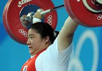 Срочно: тяжелоатлетка из РК завоевала олимпийское 'золото' в весовой категории от 75 кг