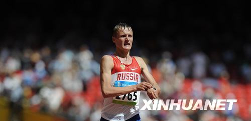 Российский спортсмен завоевал золотую медаль в соревнованиях по спортивной ходьбе на дистанции 20 км. 