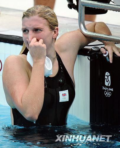 Пловчиха из Великобритании Ребекка Эдлингтон завоевала 'золото' на дистанции 800 м вольным стилем, установив новый мировой рекорд на Пекинской Олимпиаде. 