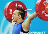 Илья Ильин из Казахстана завоевал золотую медаль в мужских соревнованиях по тяжелой атлетике в весовой категории до 94 кг. на Олимпийских играх-2008.