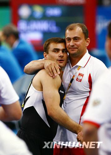 Польский гимнаст Л. Бланик стал чемпионом Пекинской Олимпиады по прыжкам через коня среди мужчин2