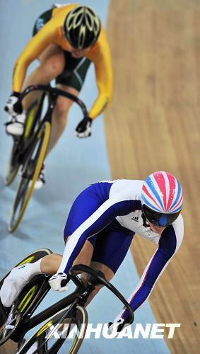 Виктория Пентелон из Велокобритании стала чемпионкой Олимпиады-2008 в спринте, победив соперницу из Австралии. 