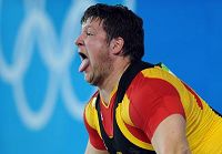 Срочно: Штангист из Германии М. Штайнер -- чемпион Пекинской Олимпиады в весовой категории от 105 кг
