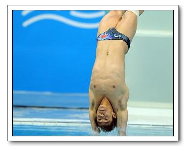 Срочно: Китаец Хэ Чун -- чемпион в прыжках в воду с трамплина на Олимпиаде-2008