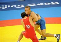 Срочно: Спортсмен из Турции стал олимпийским чемпионом по вольной борьбе в весовой категории до 66 кг