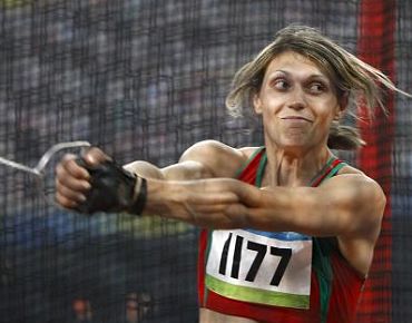 Срочно: Спортсменка из Беларуси О. Менькова стала олимпийской чемпионкой в метании молота