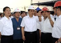 Вице-премьер Госсовета КНР Ли Кэцян совершил инспекционную поездку в Тяньцзинь