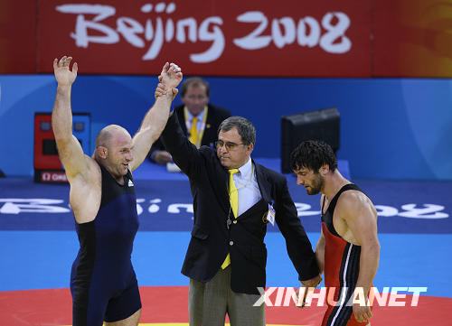 Спортсмен из Грузии Ревази Миндорашвили стал олимпийским чемпионом по вольной борьбе в весовой категории до 84 кг7