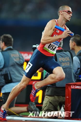 Бегуны из США завоевали золотую медаль Олимпиады в Пекине в эстафете 4х400 м среди мужчин.2