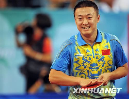 Спортсмен Китая Ма Линь -- чемпион по настольному теннису в мужском одиночном разряде3