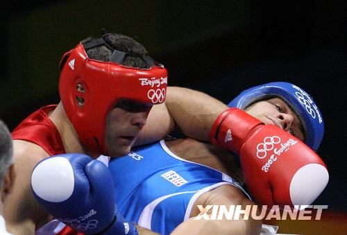 Рахим Чахкиев из России стал олимпийским чемпионом по боксу в весовой категории до 91 кг2