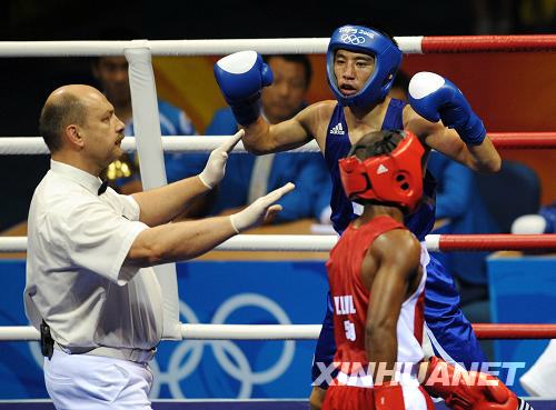 Срочно: Энхбат Бадар-Ууган из Монголии стал олимпийским чемпионом по боксу в весовой категории до 54 кг2