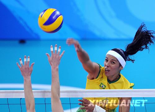 Женская сборная Бразилии по волейболу стала чемпионом Пекинской Олимпиады