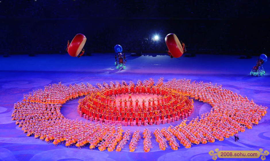 Первый эпизод художественной программы церемонии закрытия Олимпийских игр Пекина - «Встреча» 