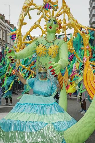 Закрылся ежегодный лондонский карнавал, проходивший в районе Ноттинг Хилл