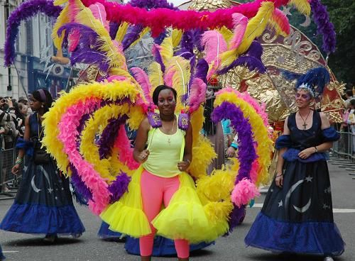 Закрылся ежегодный лондонский карнавал, проходивший в районе Ноттинг Хилл