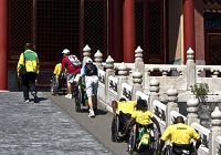 Участники Паралимпийских игр знакомятся с достопримечательностями Пекина