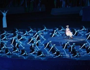 «Непрерывный танец» из художественной программы церемонии открытия пекинских Паралимпийских игр