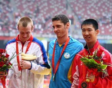 Спортсмен из Украины Р. Павлик стал чемпионом Паралимпиады в беге на дистанции 100 м /Т36/