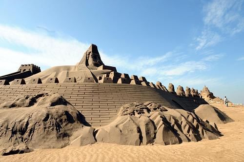 В Нинся-Хуэйском автономном районе развивается туризм в пустыне