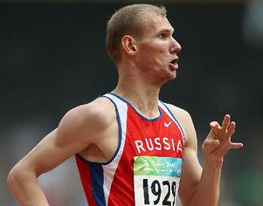 Российский бегун Артем Арефиев с результатом 2 мин 8,83 сек завоевал золотую медаль в финале паралимпийских соревнований по бегу на дистанции 800 м в категории T36.