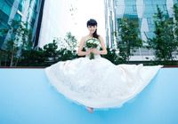 Новая звезда Тан Янь в свадебном платье
