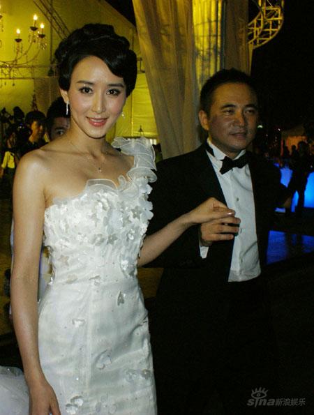 Роскошная свадьба Ху Цзин