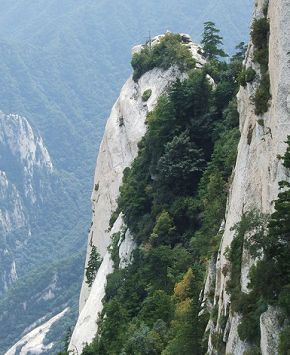 Великолепные пейзажи в горах Хуашань