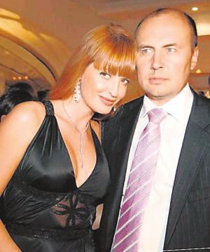 Жена российского миллиардера Сергея Родионова обнажается 1