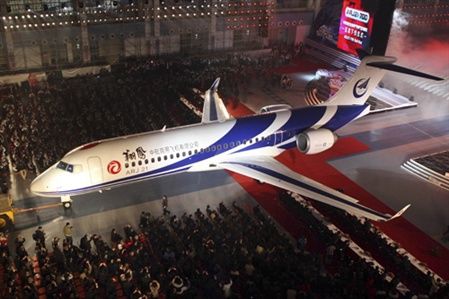 В Китае успешно прошел первый испытательный полет самолета отечественного производства 'ARJ-21-700'1