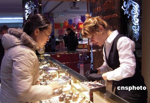 Российская продавщица в китайском магазине