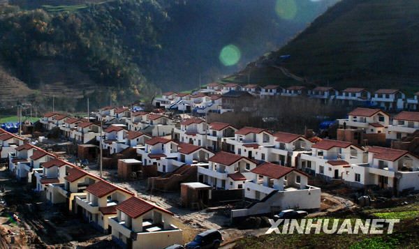 В пострадавшем от землетрясения городе Ханьчжун провинции Шэньси построены жилые дома