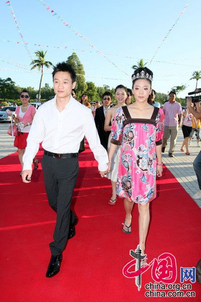 Китайские знаменитости, поженившиеся в 2008 году16