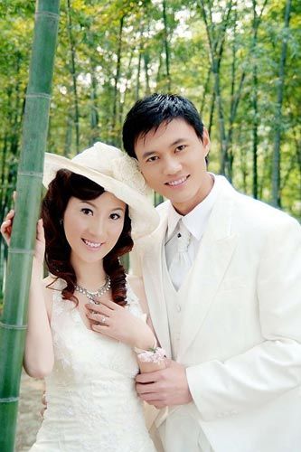 Китайские знаменитости, поженившиеся в 2008 году21
