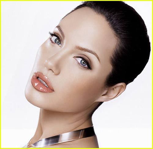 Анджелина Джоли в новых снимках